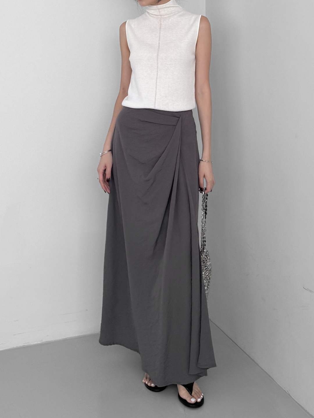 Twist Half Waistband Slit Skirt