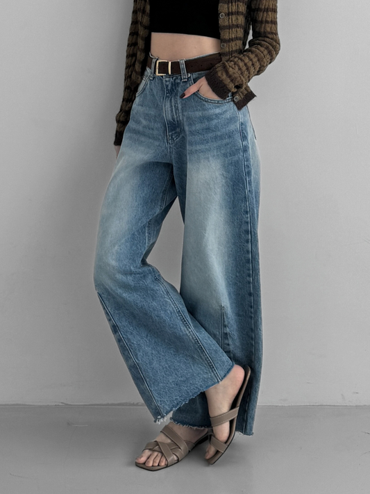 Balloon Curved Jeans