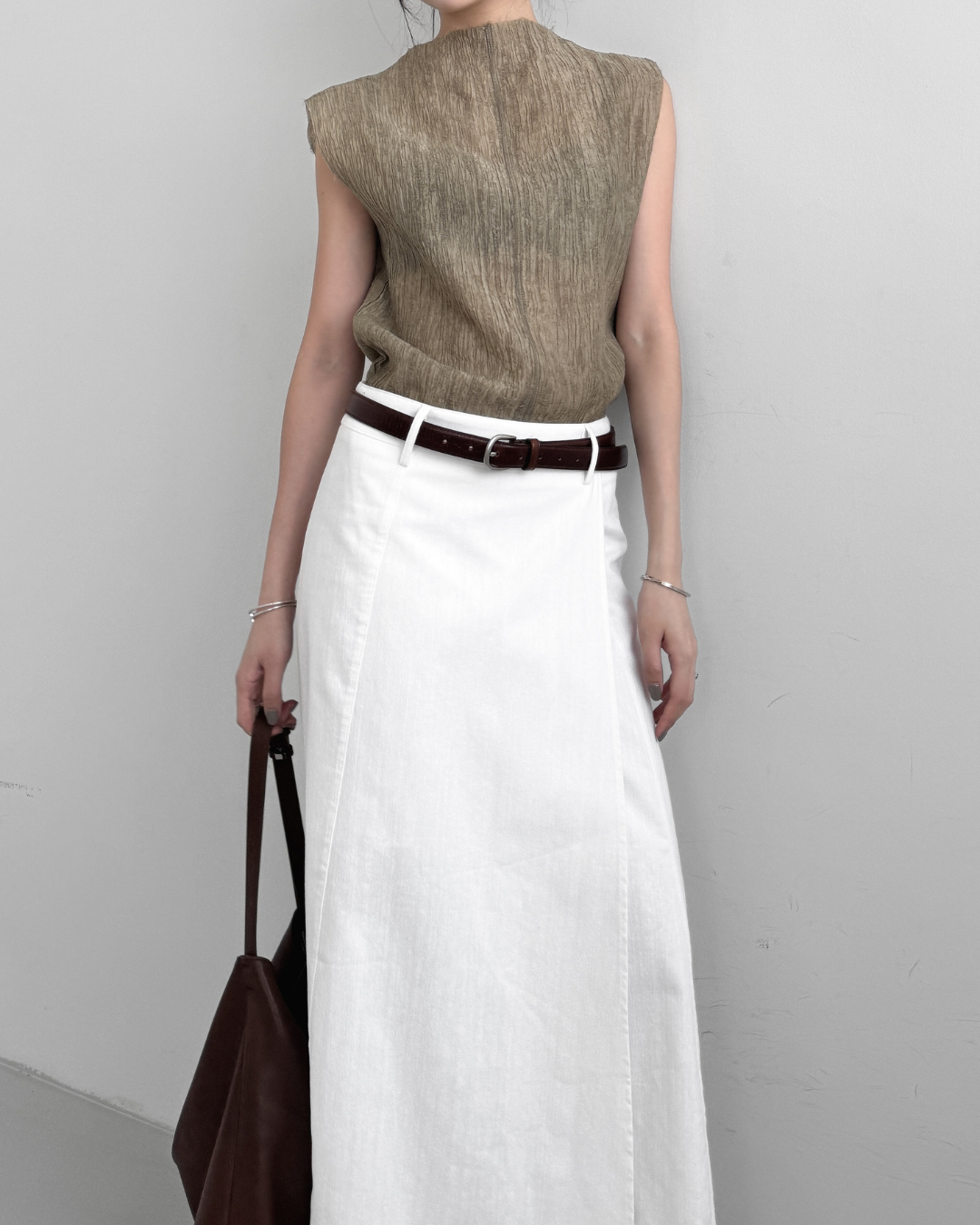 Straight Grain Raw Hem Textured Top