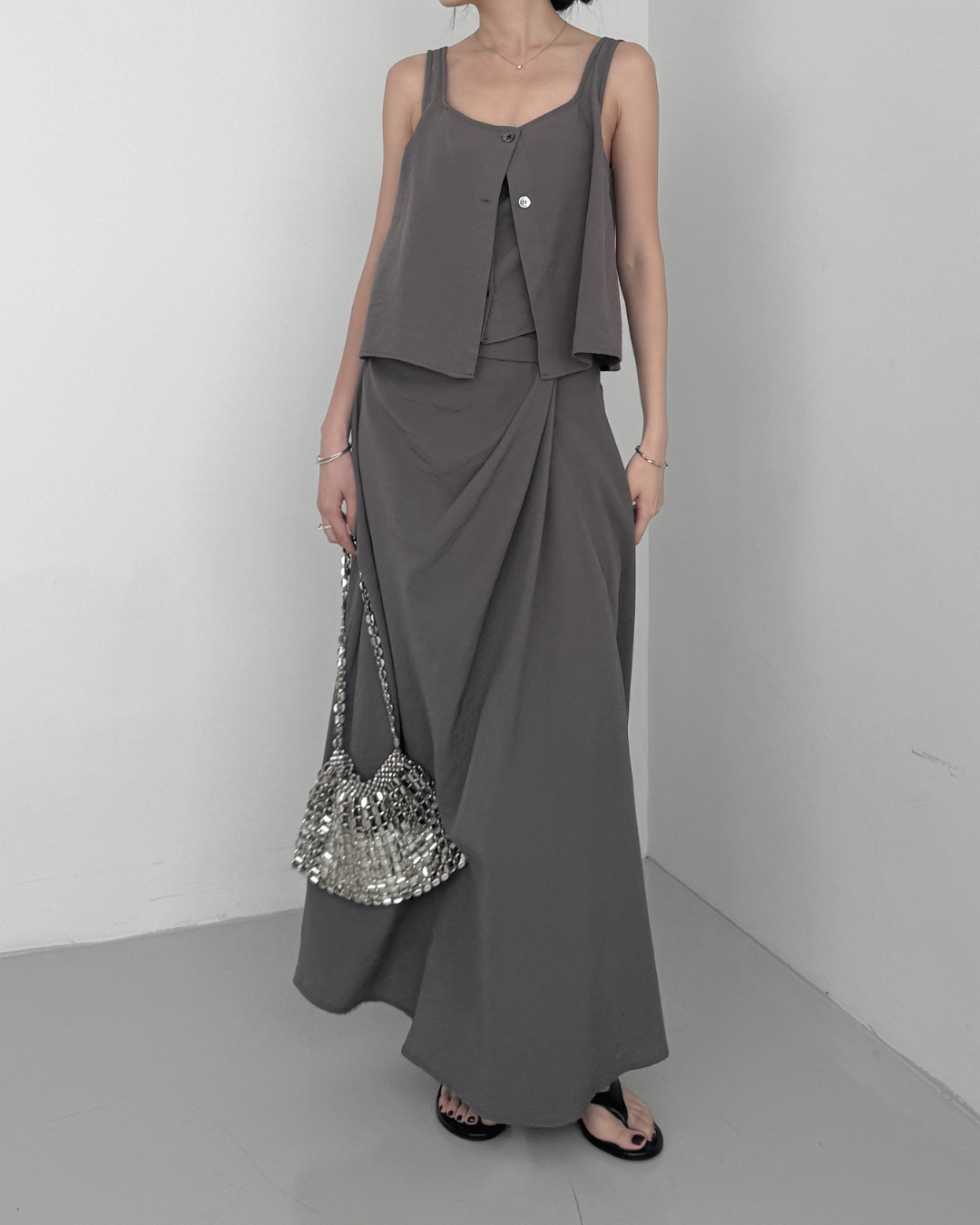 Twist Half Waistband Slit Skirt