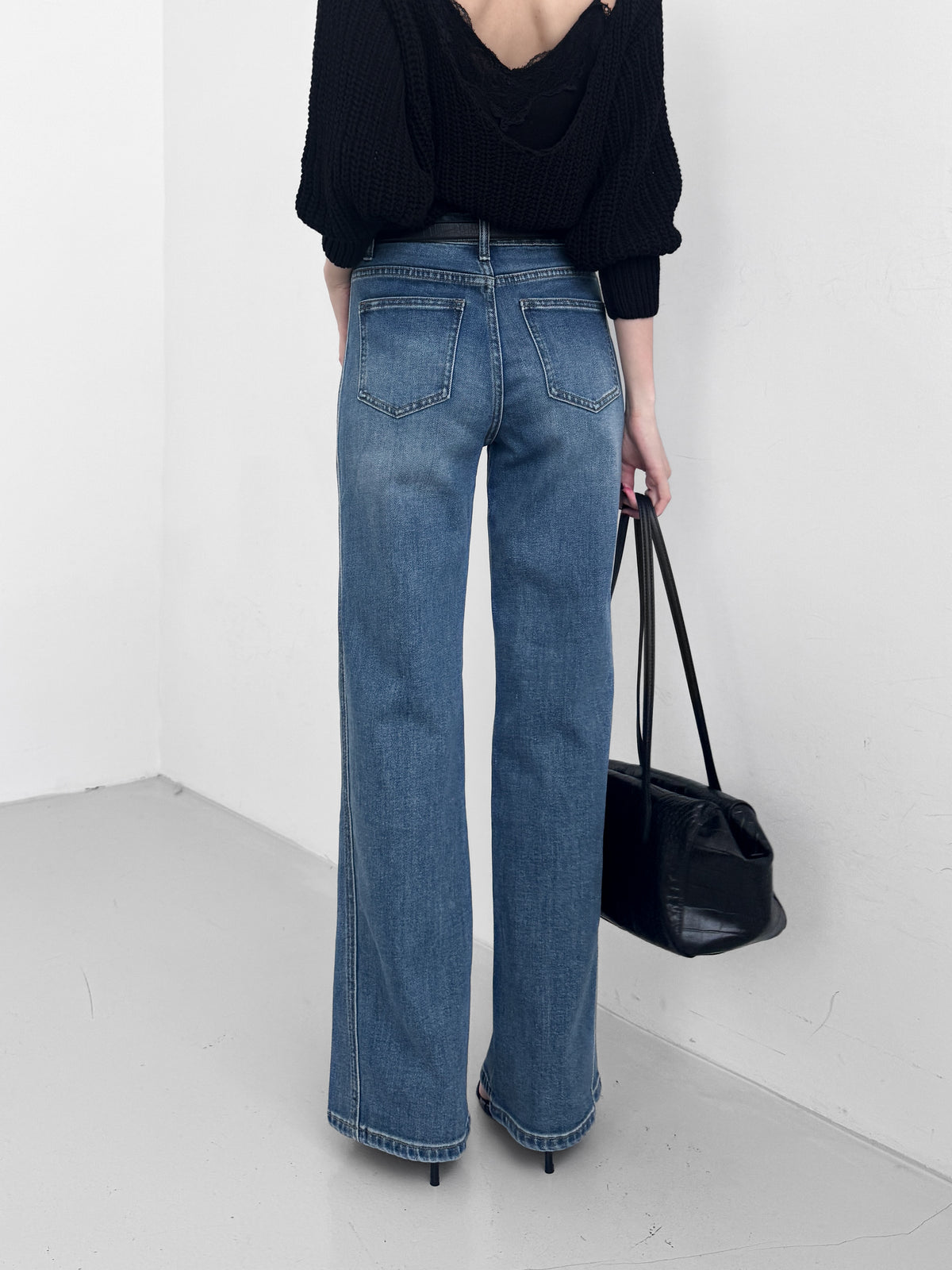 Slim Straight Cut High Waisted Jeans