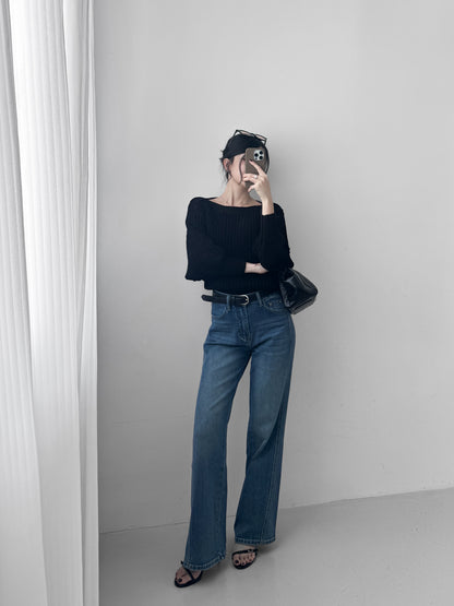 Slim Straight Cut High Waisted Jeans