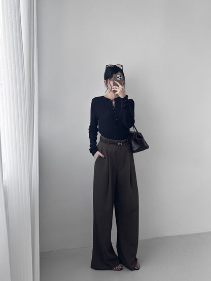 Two-pleat Trousers with Belt